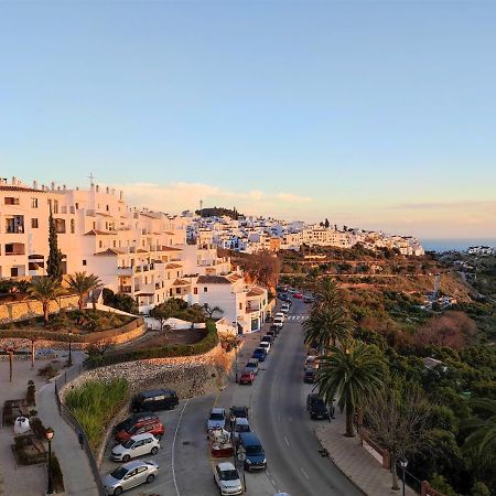 Lovely 2 Bedroom Apartment With Sea View, Frigiliana Exteriör bild