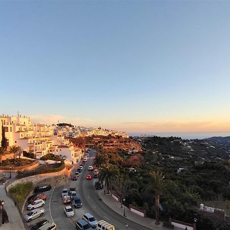 Lovely 2 Bedroom Apartment With Sea View, Frigiliana Exteriör bild